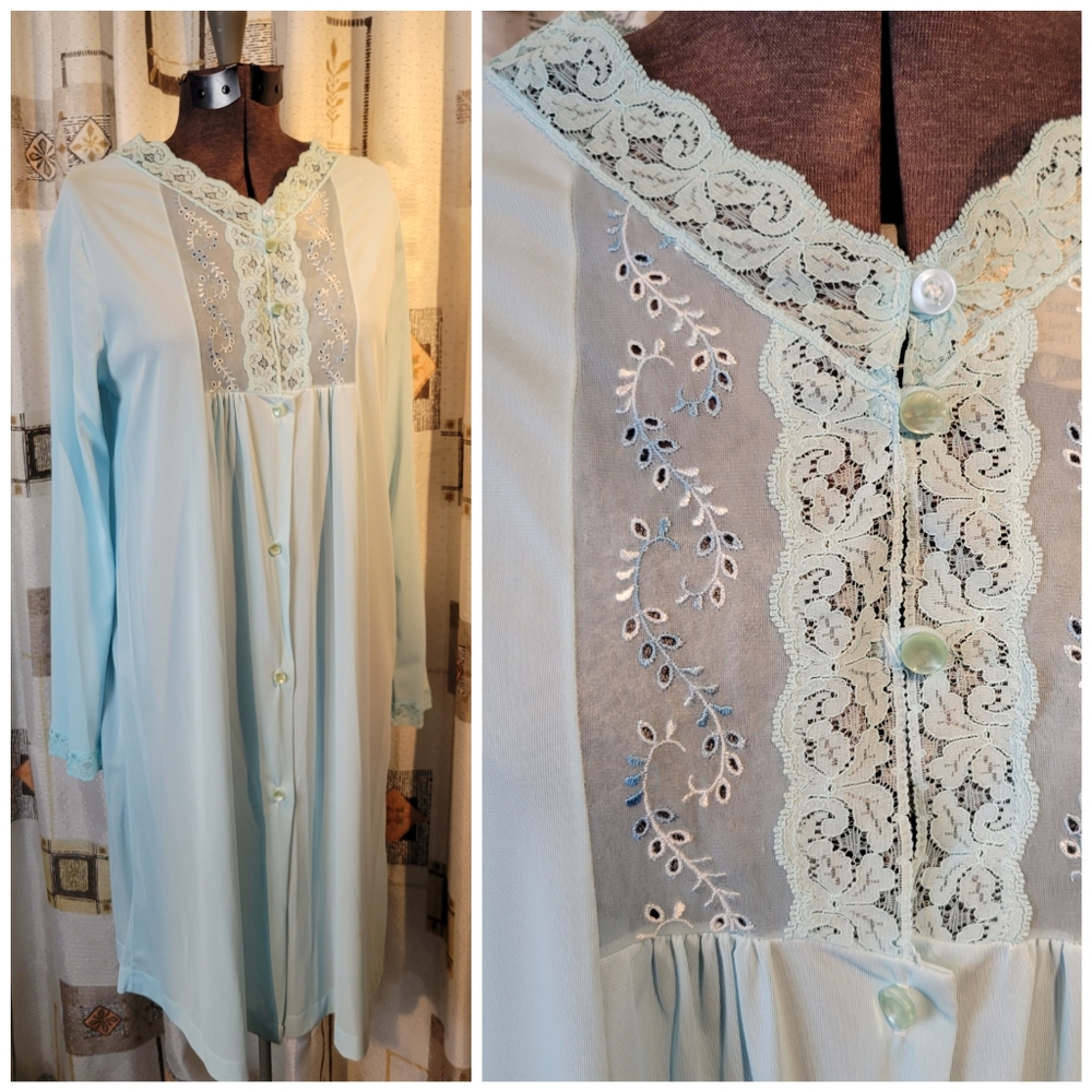 Vintage Blue Robe/Housecoat